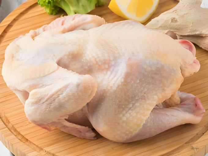 The export of red pomfret has emerged as a new force, attracting African and Lat